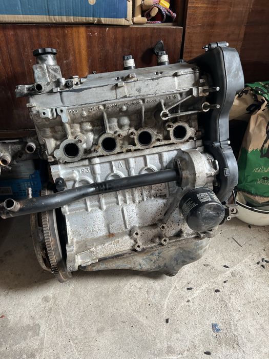 Двигатель Лада Поиора 16 клапанный