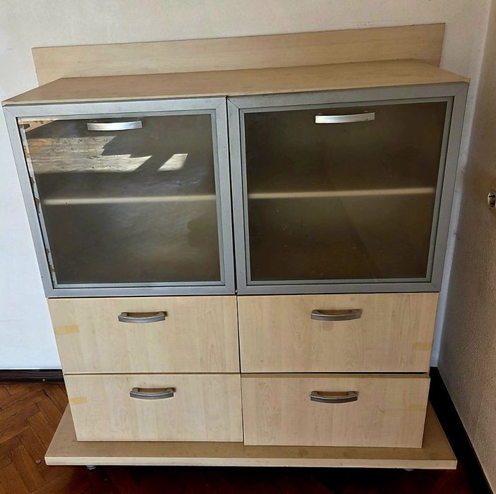 Изгодно: Продавам обзавеждане