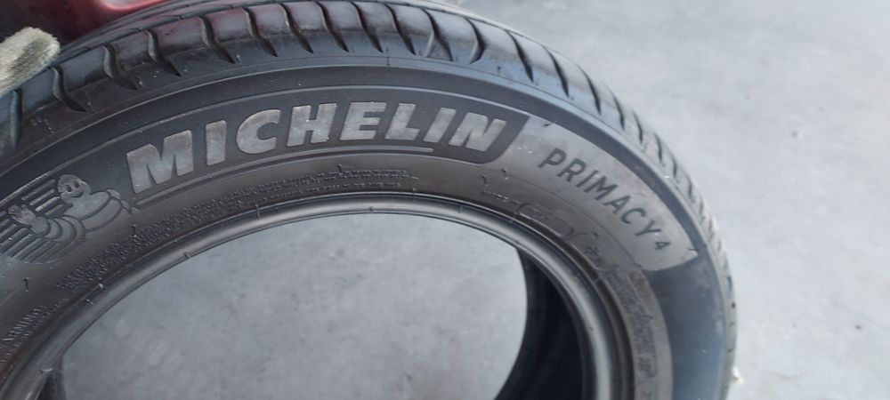 Продавам 4бр гуми Michelin Primacy 4
