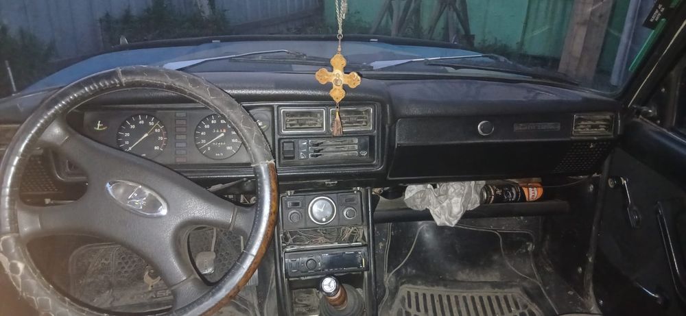 Машина 2107 продам