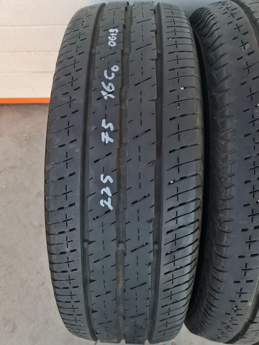 Летни гуми за Бус 4 броя CONTINENTAL Vanco2 225 75 R16C