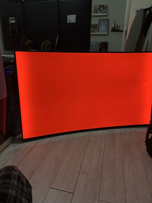 Телевизор Samsung UE65HU8700T 65”