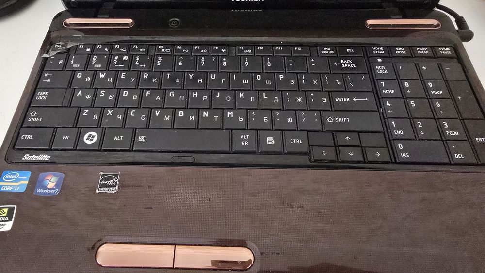 Ноутбук Toshiba Satellite L755-1FH 17"