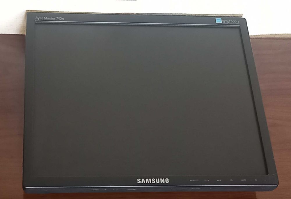 Неисправные мониторы, телевизоры, жесткие диски HDD, SSD