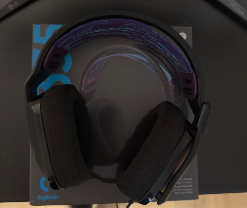 Casti gaming Logitech G335 in garantie