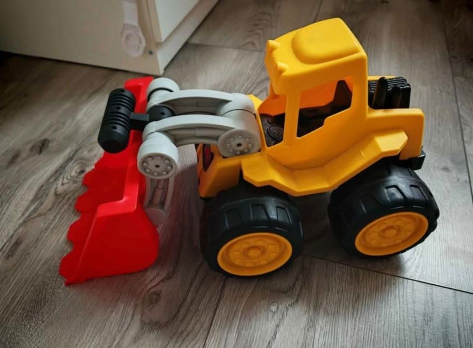 Vând excavator bebe, preț 40 lei
