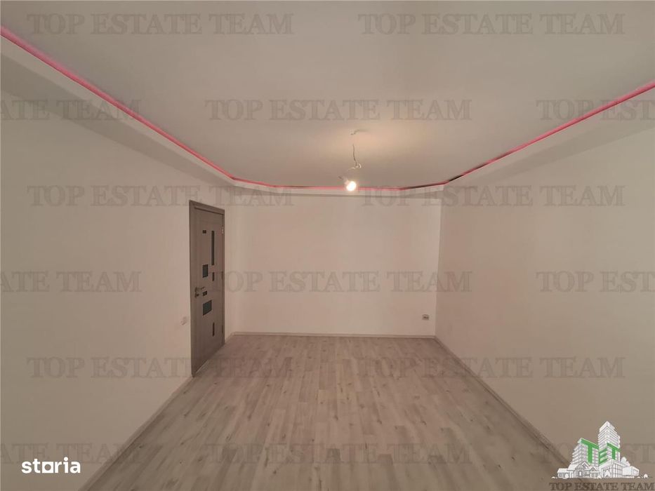Apartament elegant - 4 camere - vanzare - Braila — fotografia 1