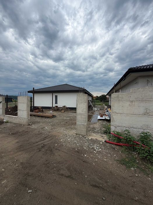 Vanzare teren intravilan, 845 m2 cu autorizatie de constructie casa parter