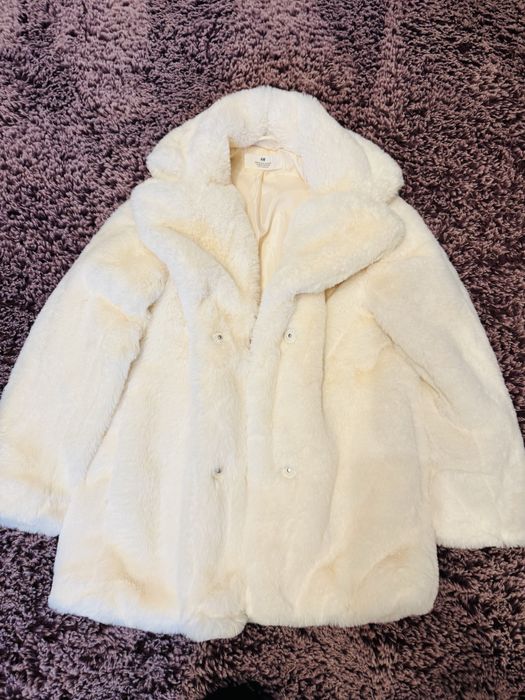 Blăniță fete 10–12 ani, ca nouă, purtată o singură dată