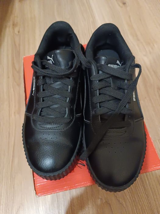 Маратонки PUMA -естествена кожа