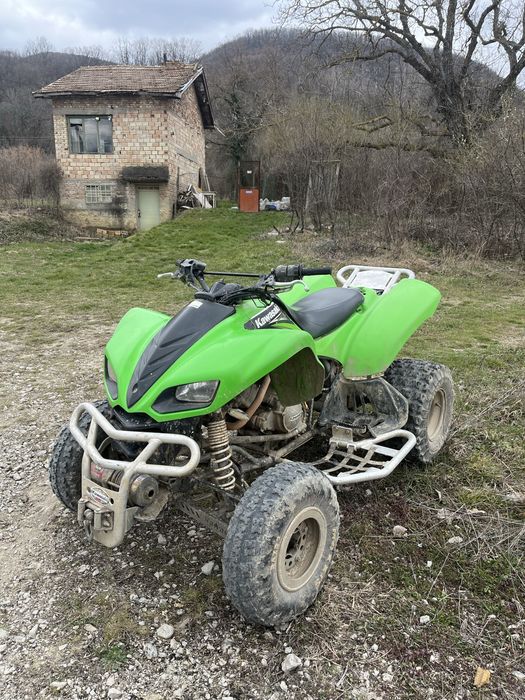 Продавам Atv KFX  700