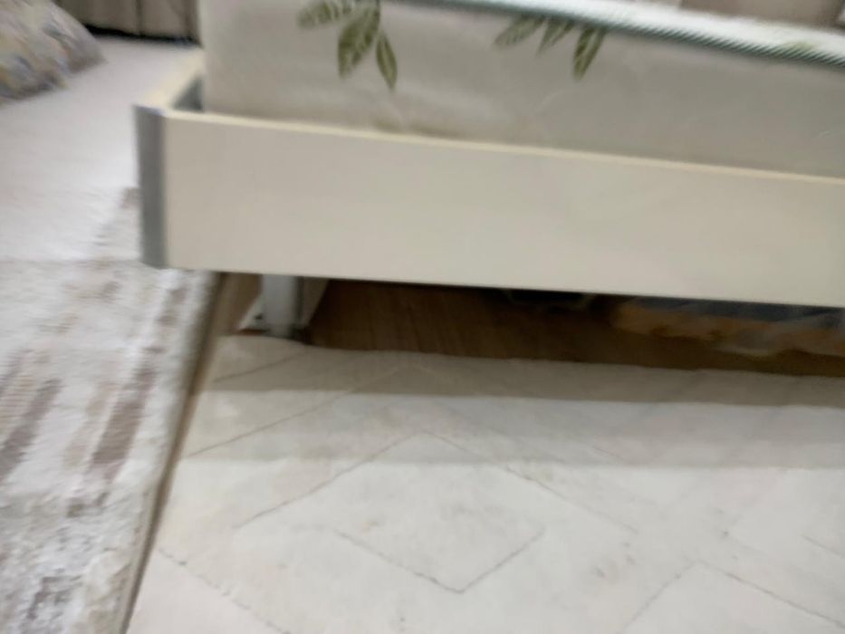 Кровать двухспальная