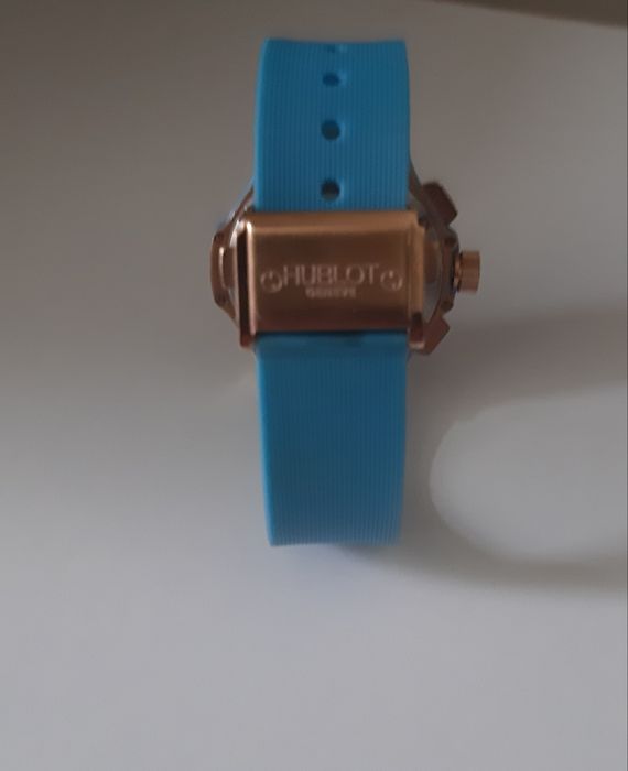 Ceas unisex ,nou din titan ,cristale swarovski si curea din silicon
