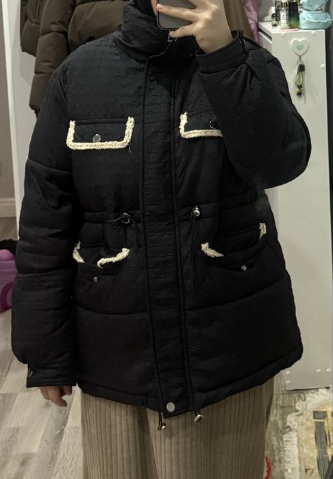 Продам куртки зима