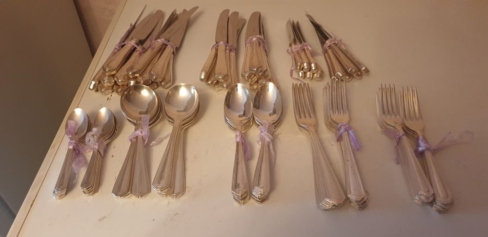 Tacâmuri argintat lux pentru Crăciuni