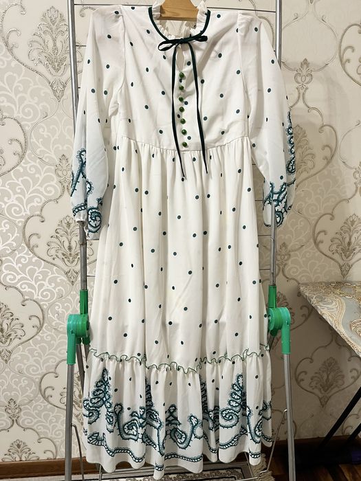 Продается платья