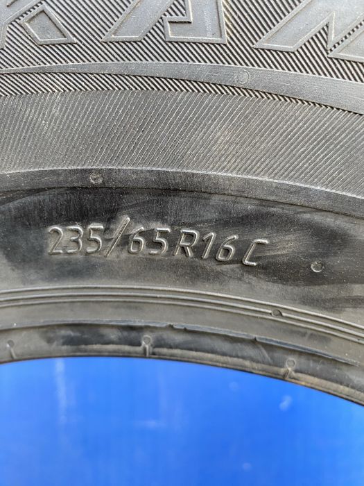 Продам болоны кама 235/65/16 С