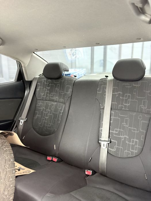 Продам Kia Rio 2013 год