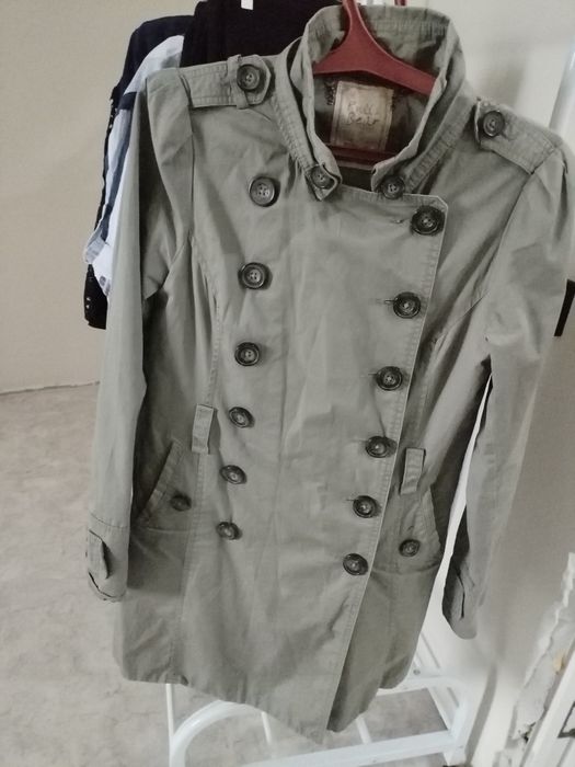 Женские куртки s, m