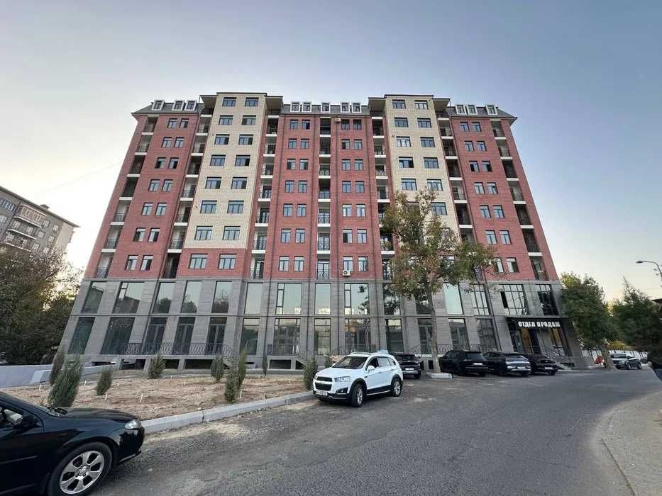 Продаются коммерческие помещение 331 кв.м. Юнусабад 8 квартал круг