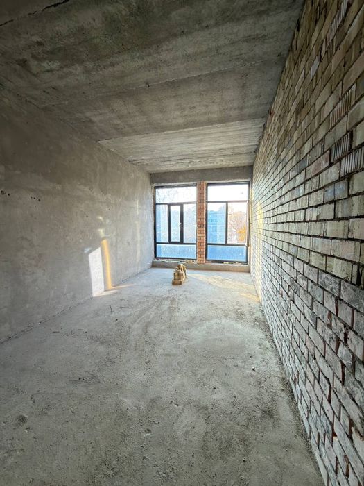 Срочно продаётся 4х-комнатная квартира