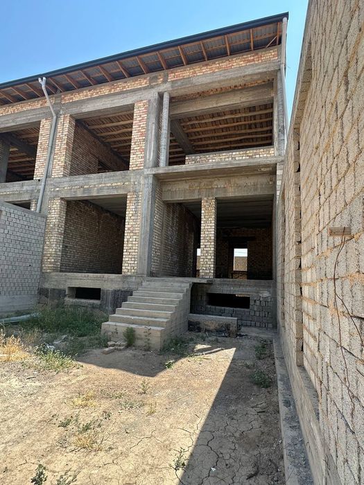 Уй каробка холатида сотилади