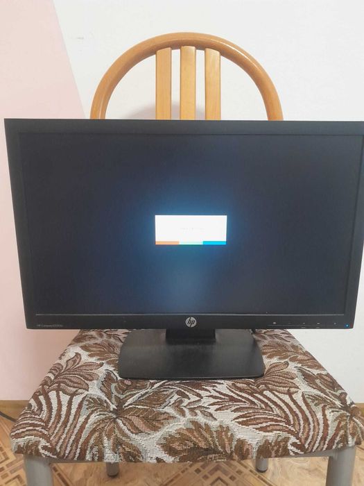 Компютърен монитор  hp