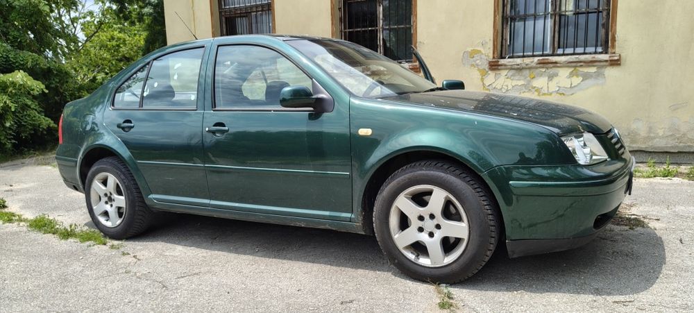 VW Bora 1.6i  101