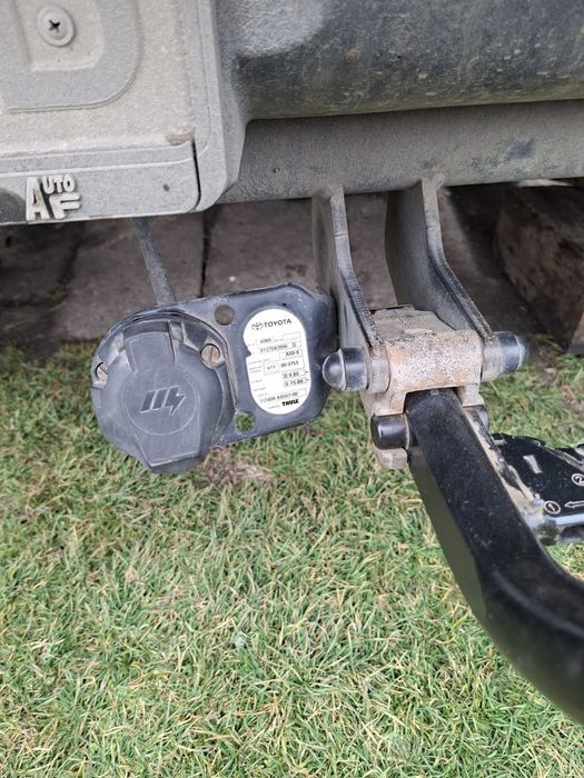 Оригинален сваляем теглич Toyota Rav4 AX20