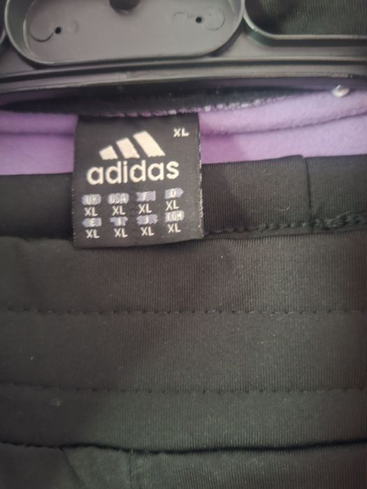 Vând Trening Damă Adidas Mărimea XL