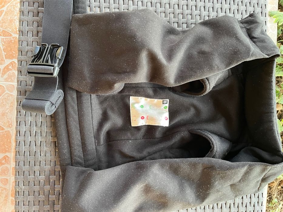 Кенгуро за бебе Ergobaby Embrace