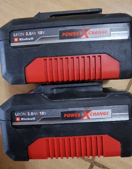 Двойно зарядно с 2 бр батерий Einhell