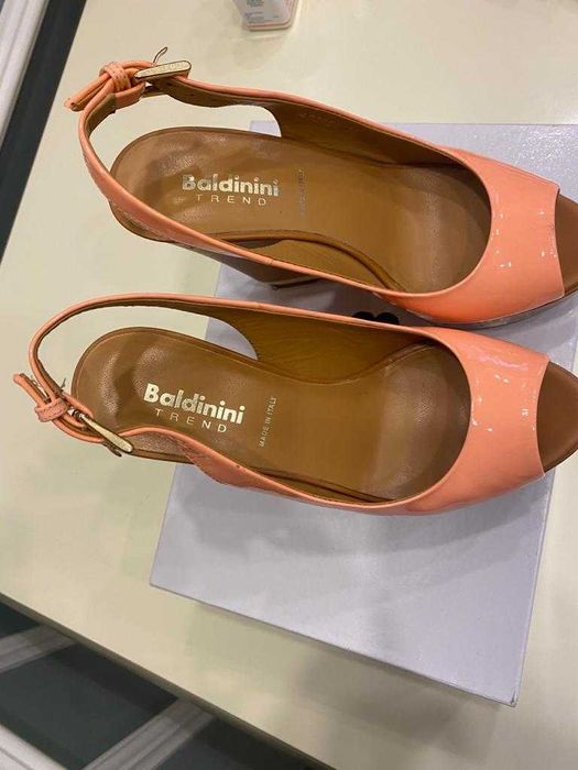 :Женские басоножки Baldinini