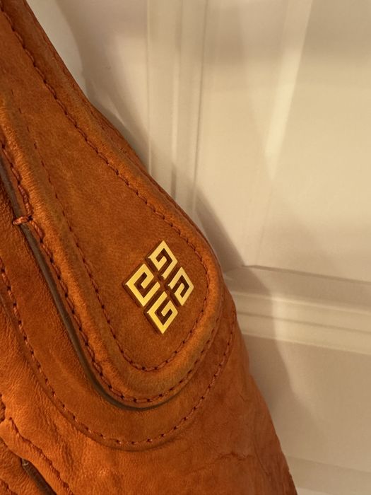 Vand geanta de piele originala Givechy