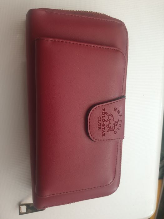 Дамско портмоне Polo-червено.