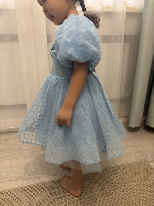 Бальное платье новое для девочек