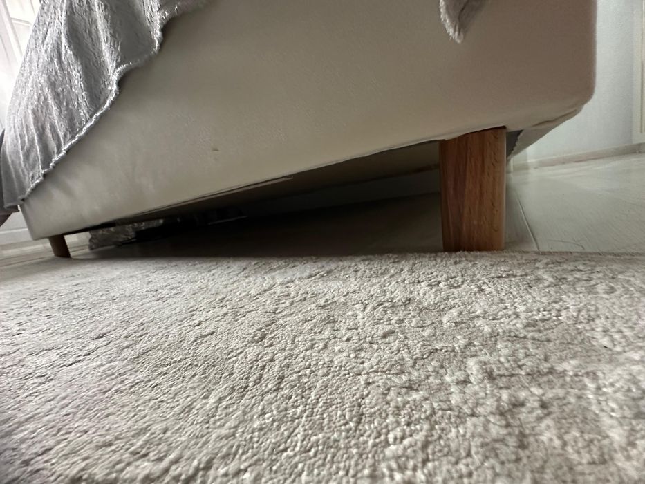 Продается кровать с матрасом