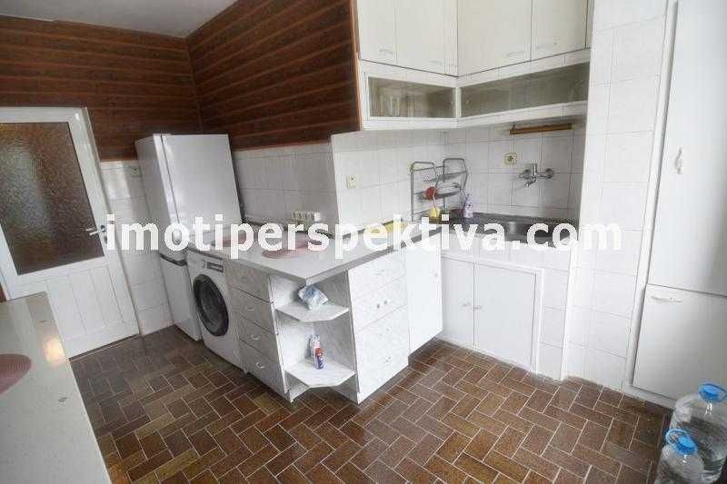 Продава се Тристаен апартамент в Пловдив, Кючук Париж - 100 кв.м за 2300 €/кв.м - Снимка #6