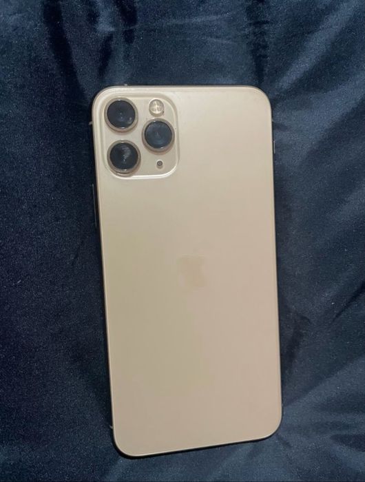 iPhone 11 pro GOLD