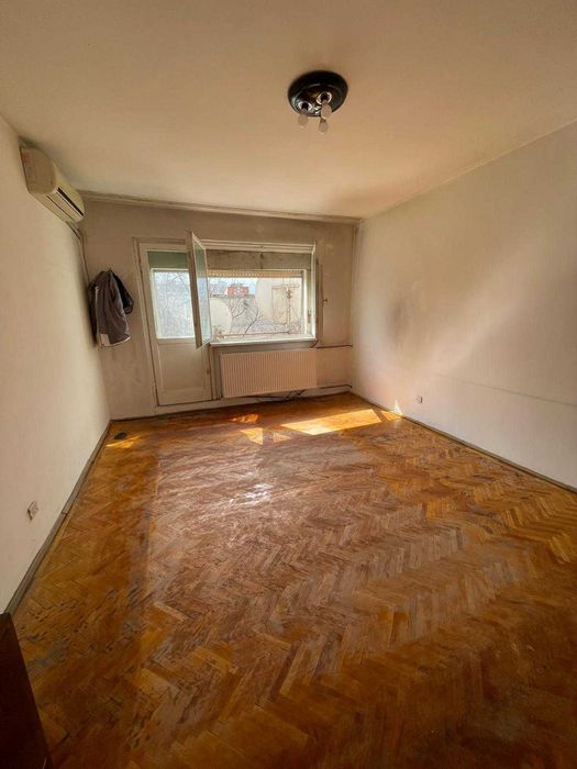 Vand apartament 1camera - Circumvalatiunii 58000E