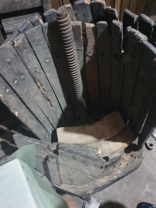 Vand Zdrobitor si teasc