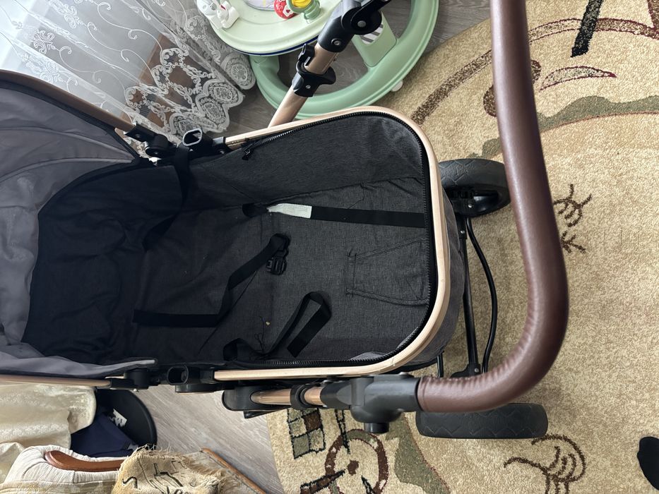 Продам коляску в хорошем состоянии