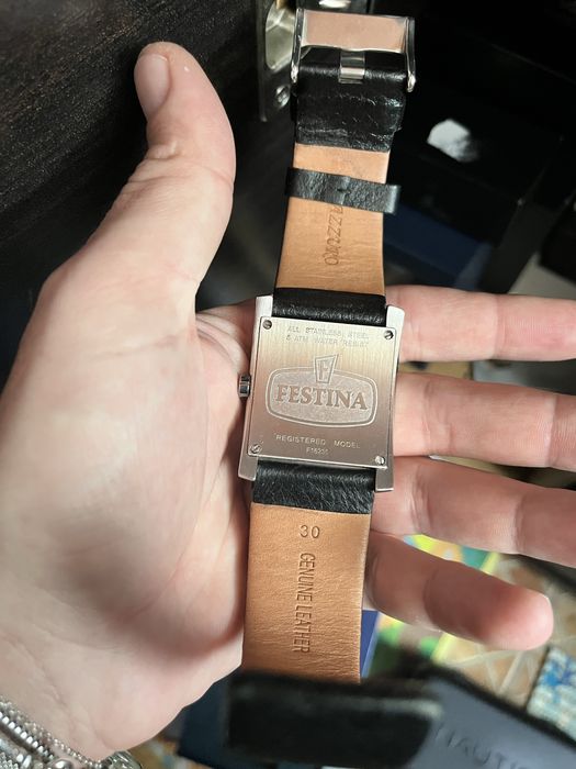 Vând ceas Festina