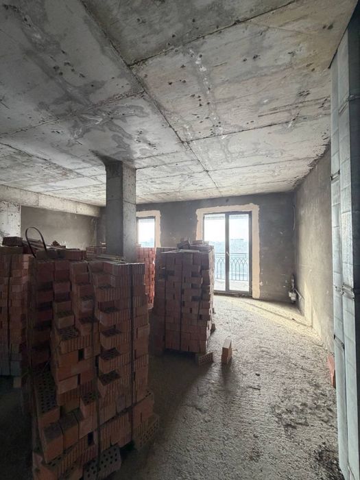 Продается квартира 5 ти комнатная,ЖК Сити Лайф,ул Бабура,188м2