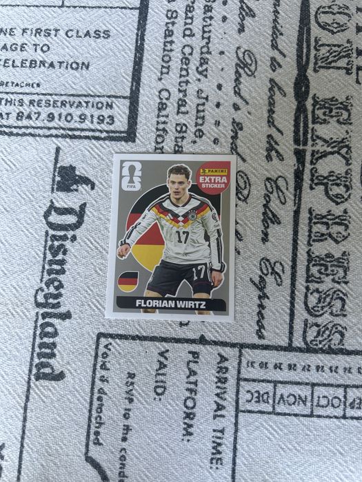 Extra sticker Florian Wirtz/Luis Diaz