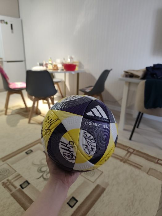 Мяч conext 25 adidas