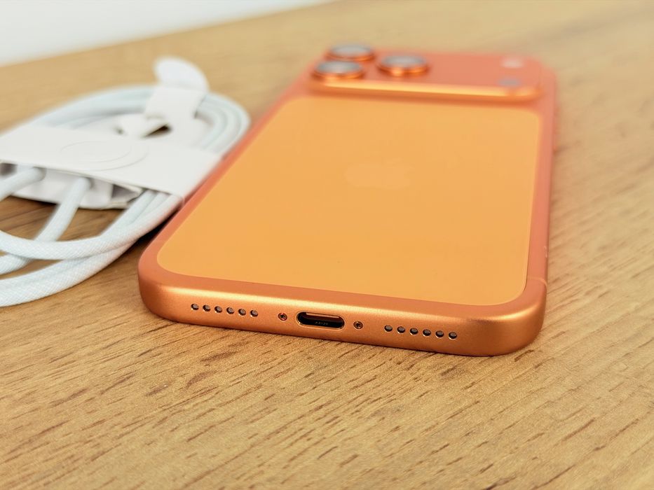 iPhone 17 Pro Max 12 зареждания!!!