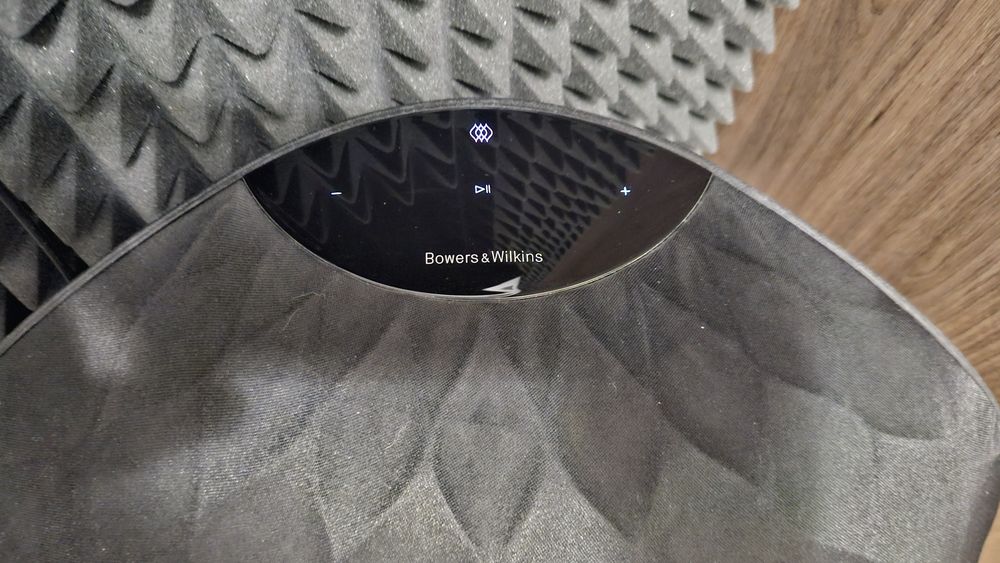 Колонка bowers&wilkins