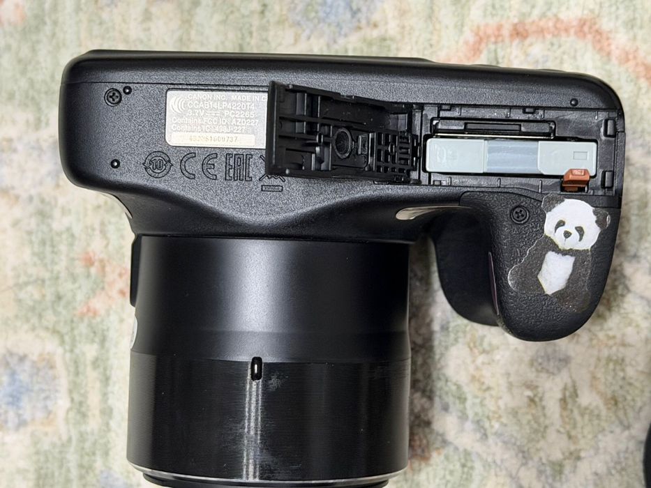 Цифровая камера canon