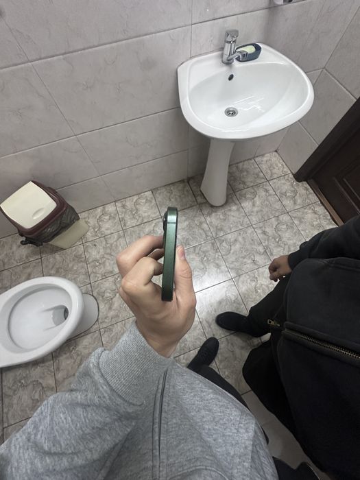 Айфон 13 зелёный,обмен 14,15про!!!